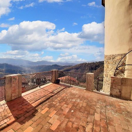 Comfortable Apartment With Sea View In Falcinello Exterior photo