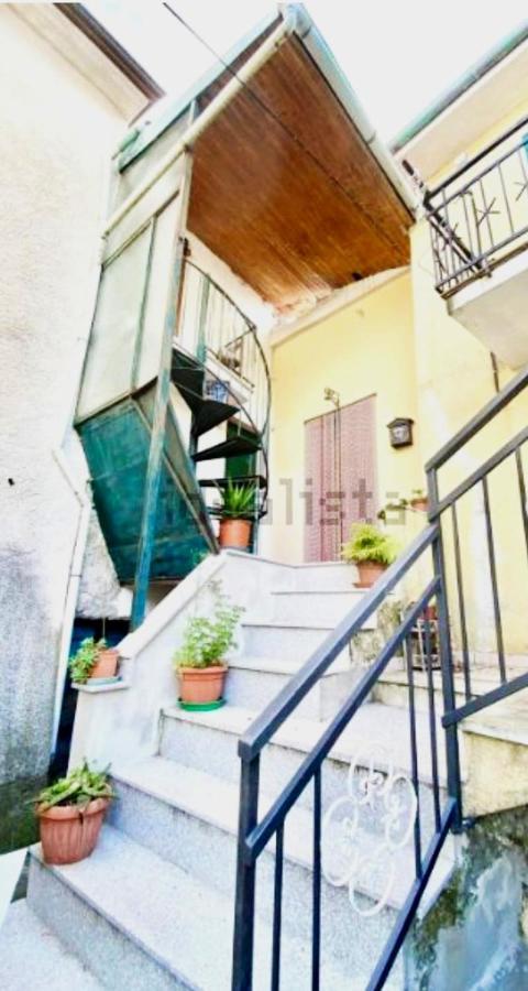 Comfortable Apartment With Sea View In Falcinello Exterior photo