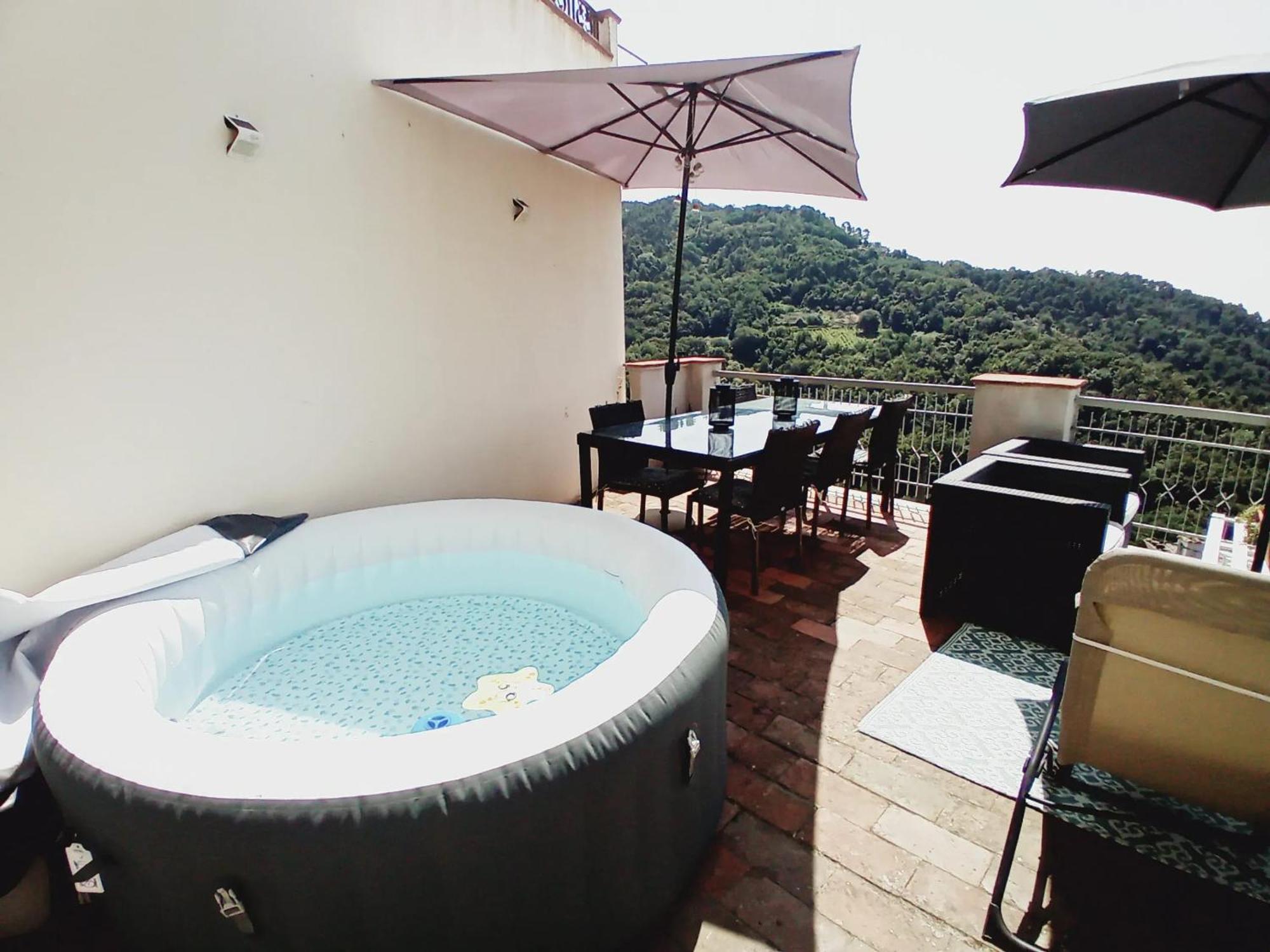Comfortable Apartment With Sea View In Falcinello Exterior photo