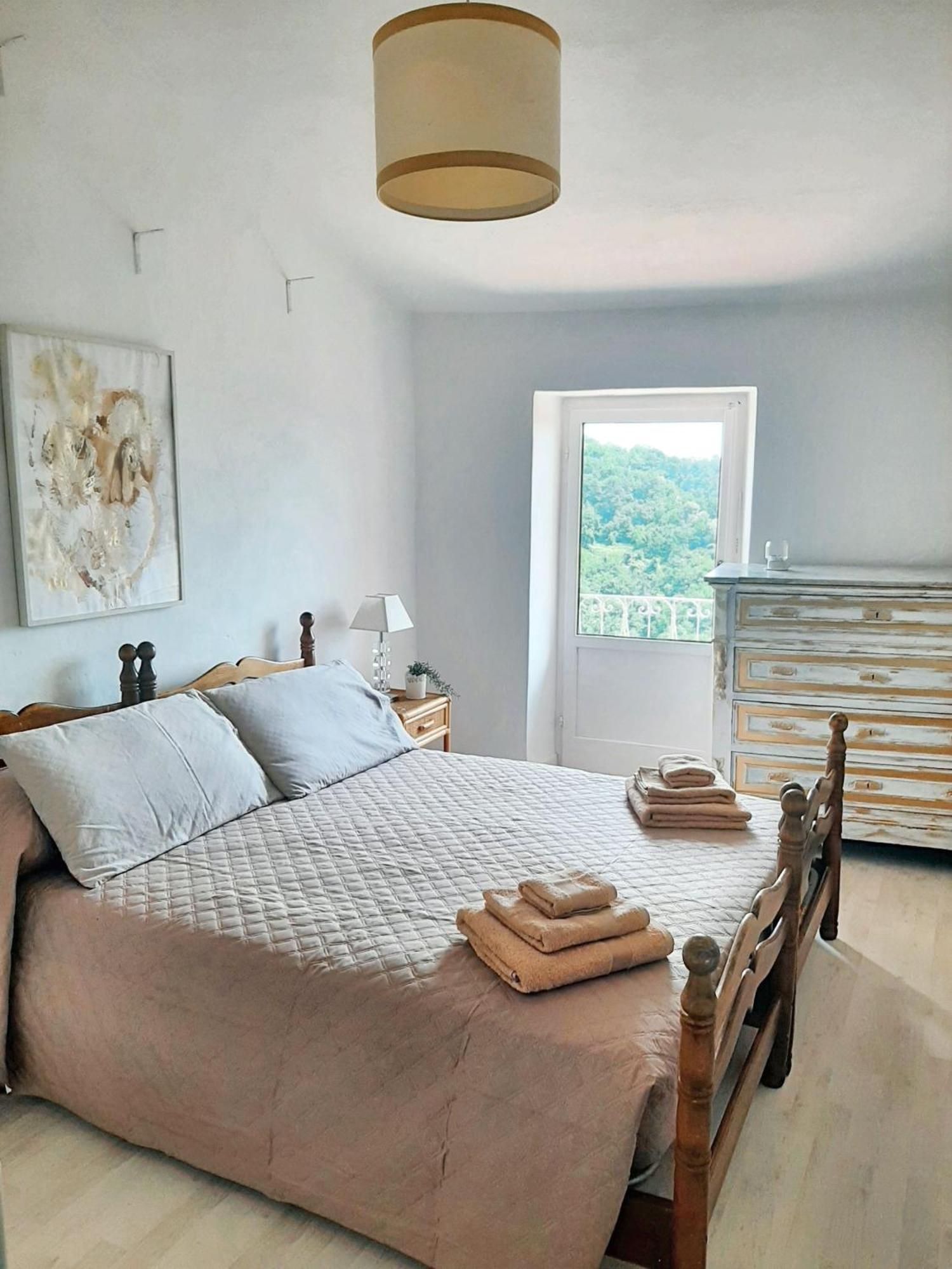 Comfortable Apartment With Sea View In Falcinello Exterior photo