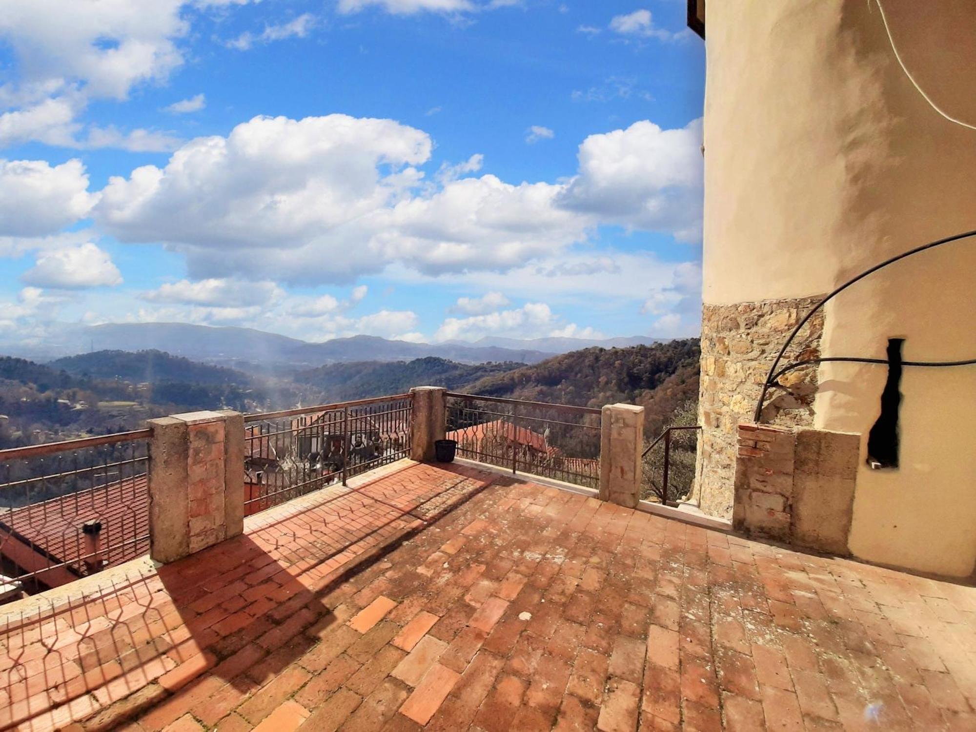Comfortable Apartment With Sea View In Falcinello Exterior photo